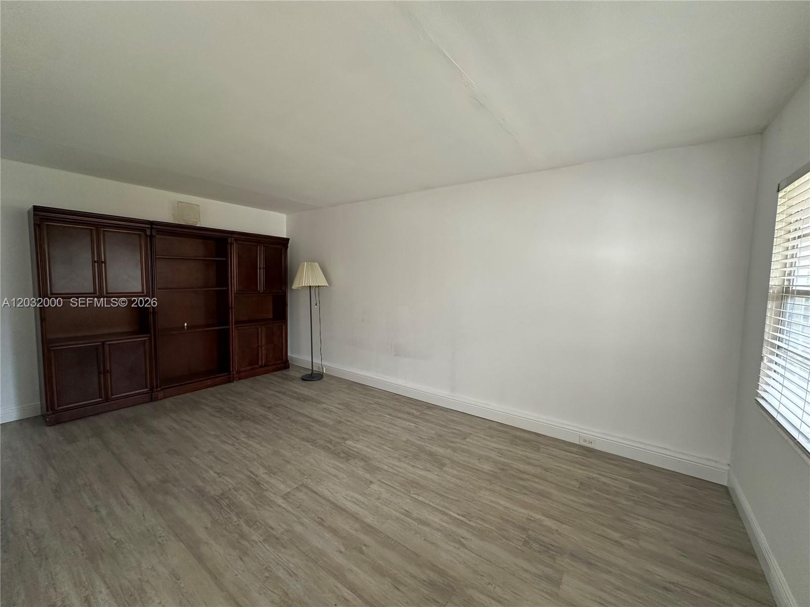 MANSFIELD AT CENTURY VILL - Residential Lease