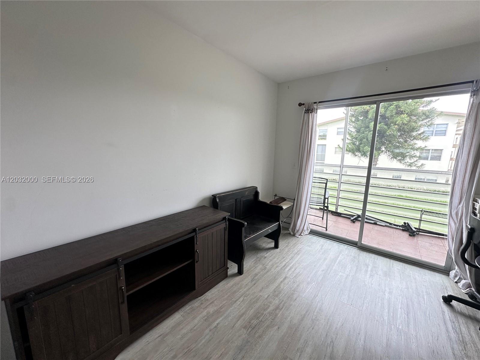 MANSFIELD AT CENTURY VILL - Residential Lease
