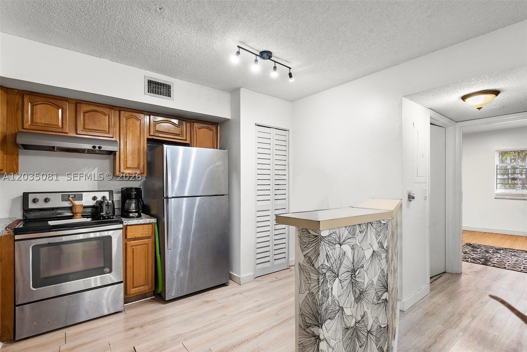LAKEWOOD AT EMERALD HILLS - Residential