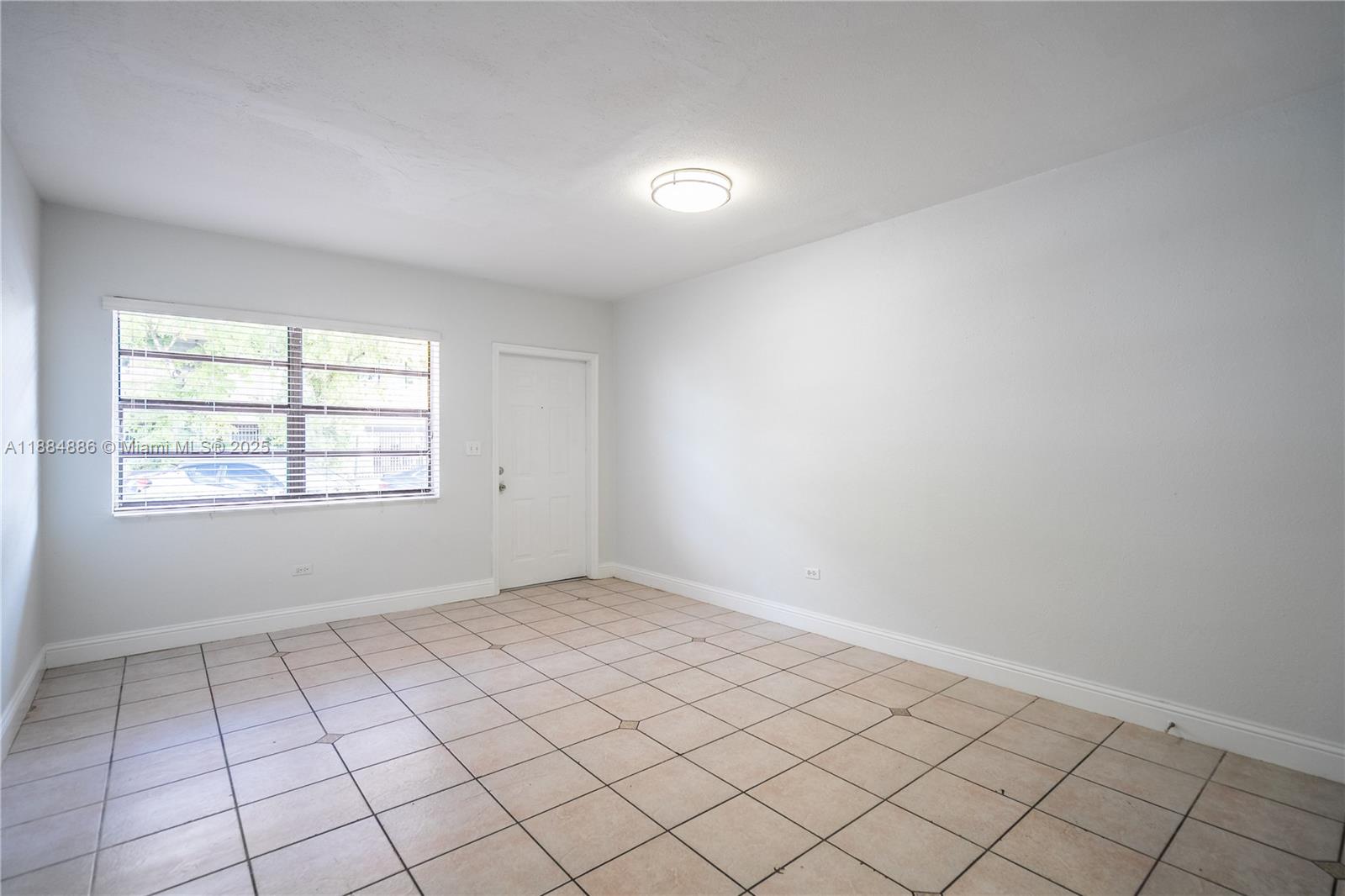 ALTOS DEL MAR - Residential Lease