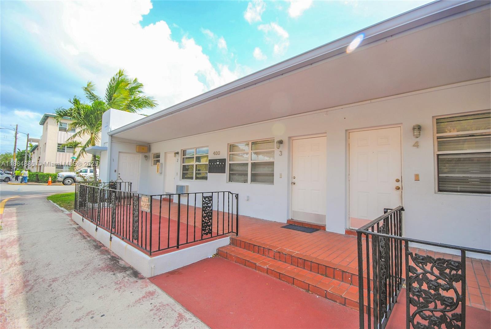 ALTOS DEL MAR - Residential Lease