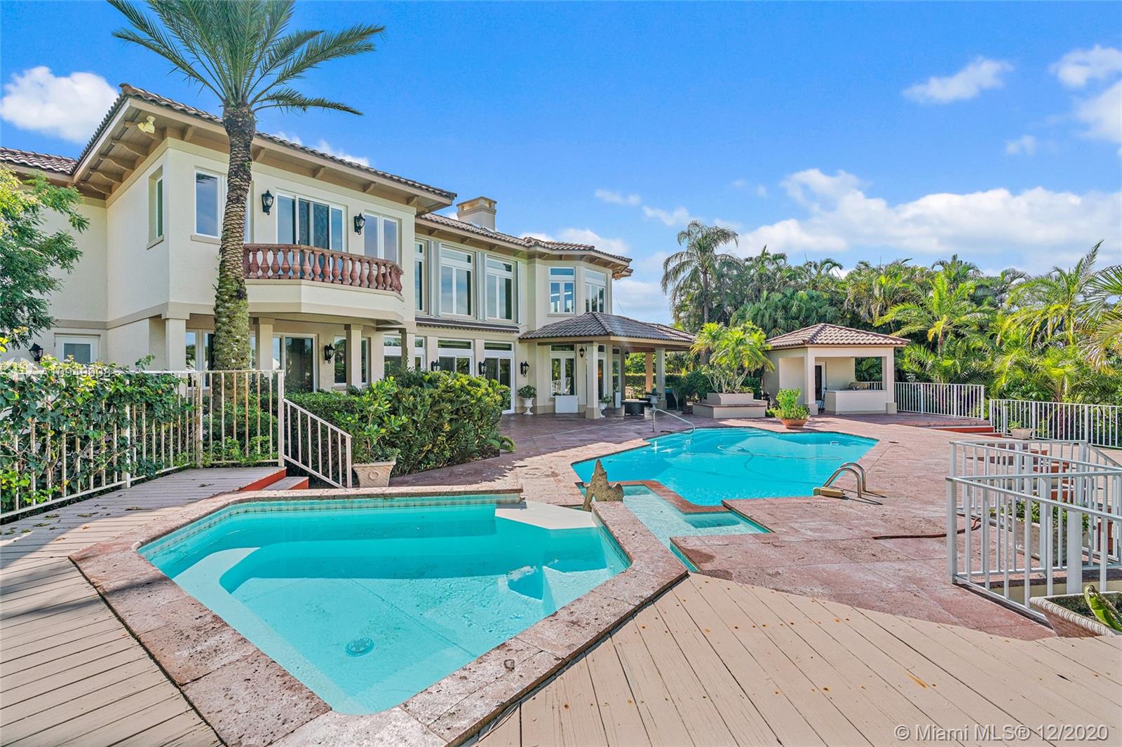 Admirals Cove - Residential