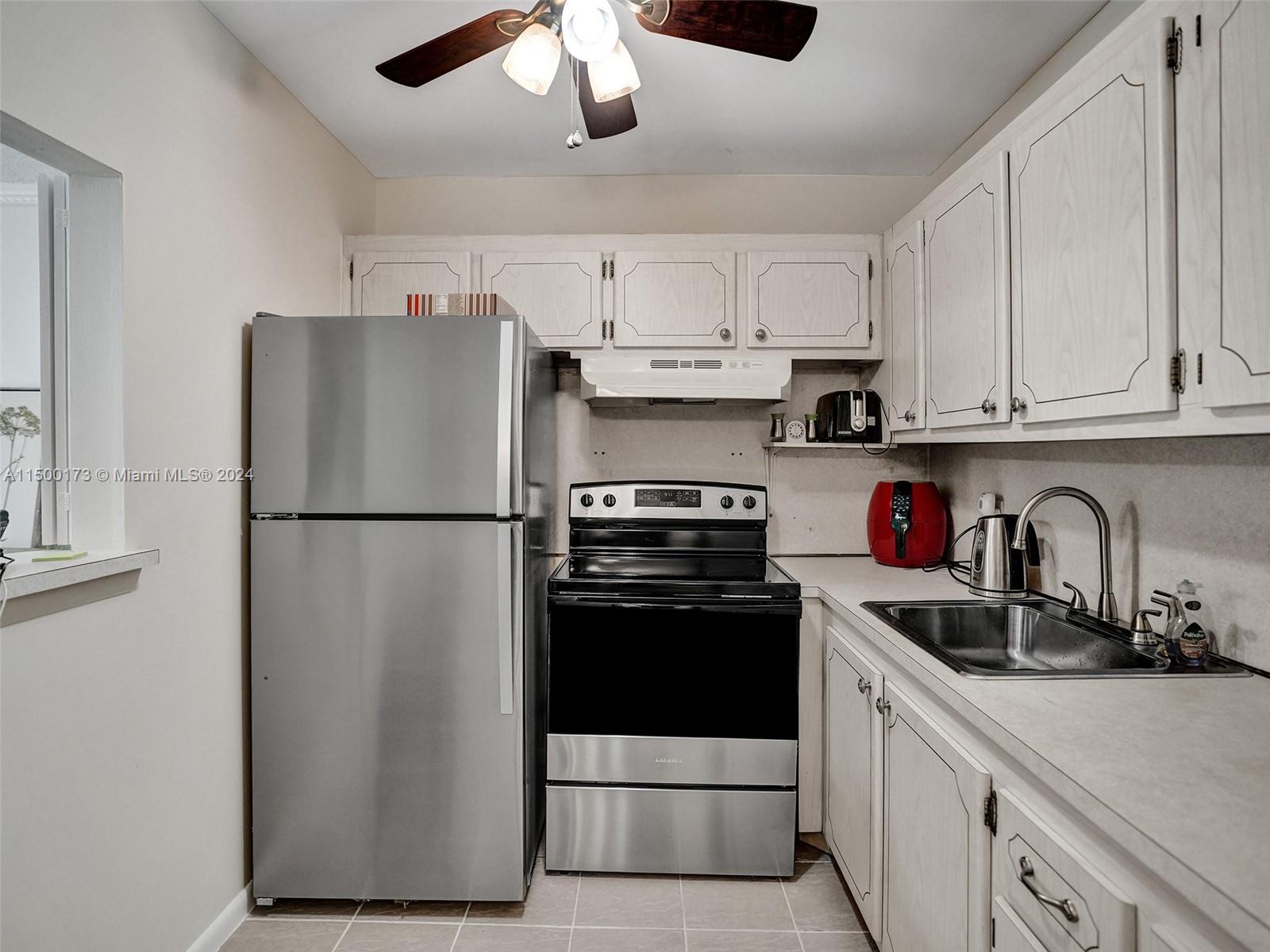 NEWPORT F CONDO - Residential