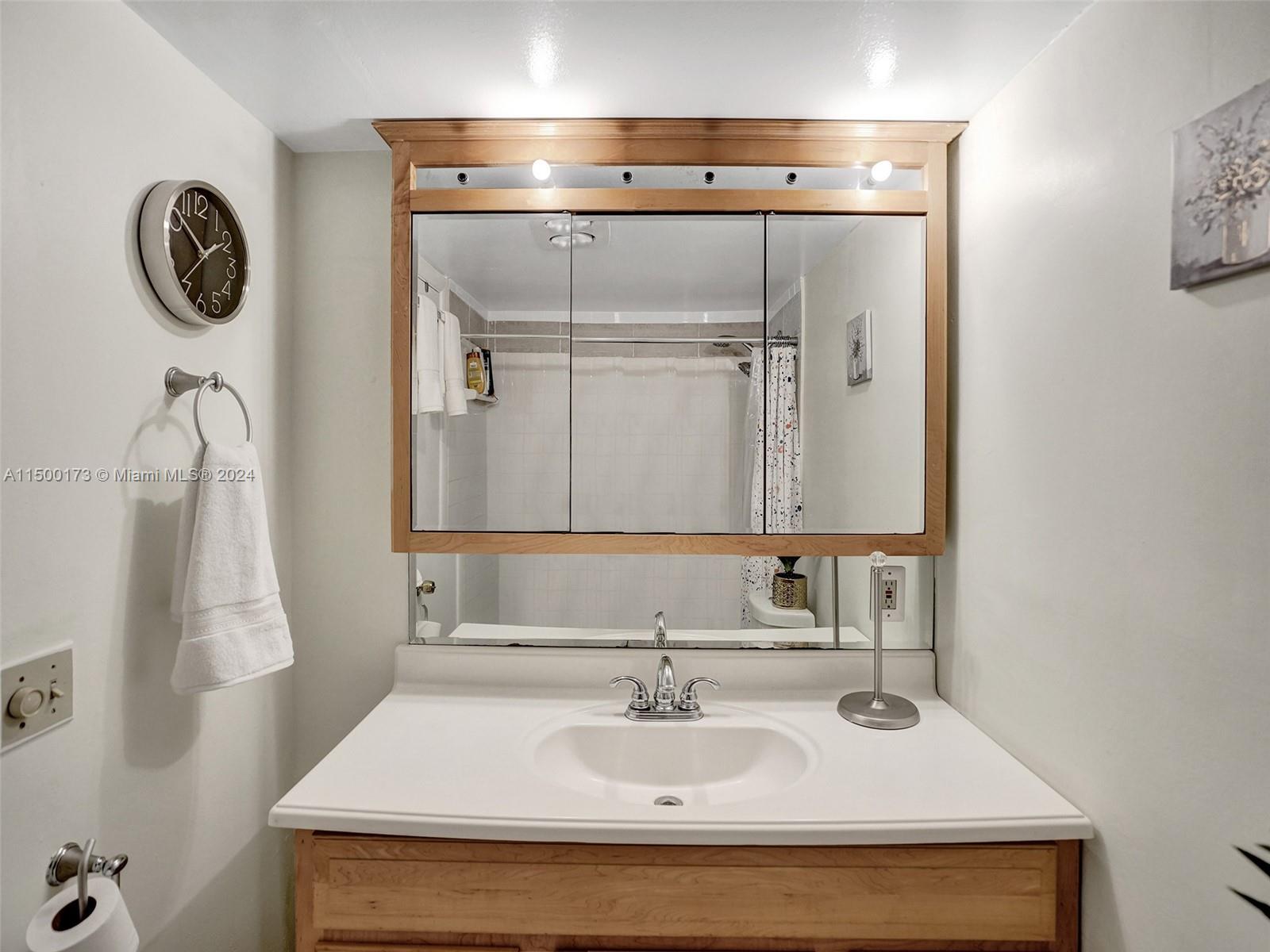 NEWPORT F CONDO - Residential