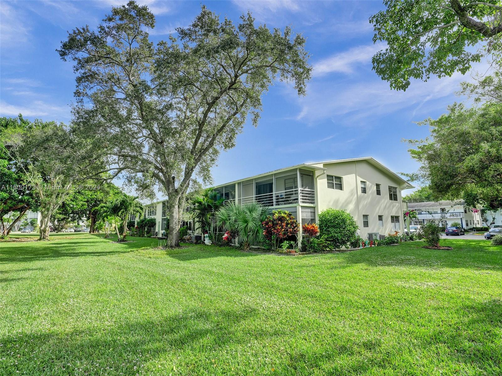 NEWPORT F CONDO - Residential