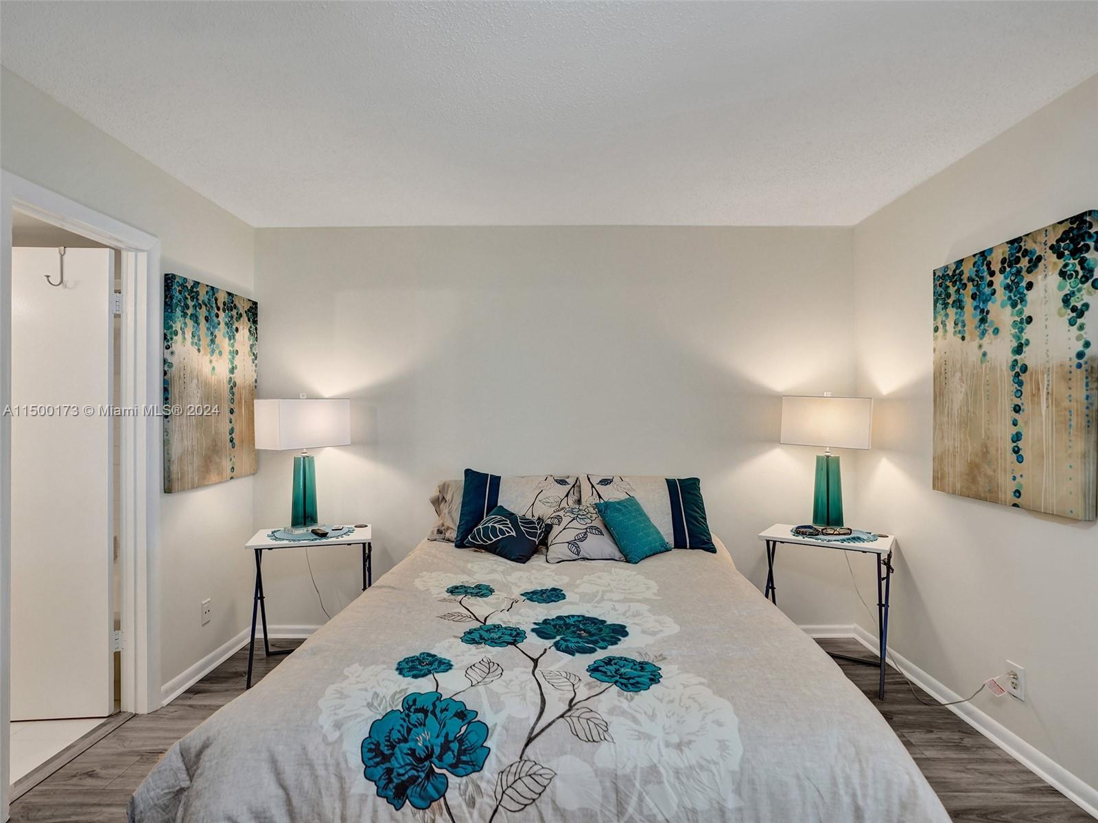 NEWPORT F CONDO - Residential