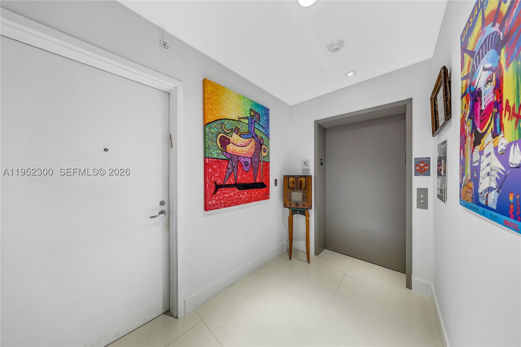 THE HARBOUR SOUTH CONDO - Residential
