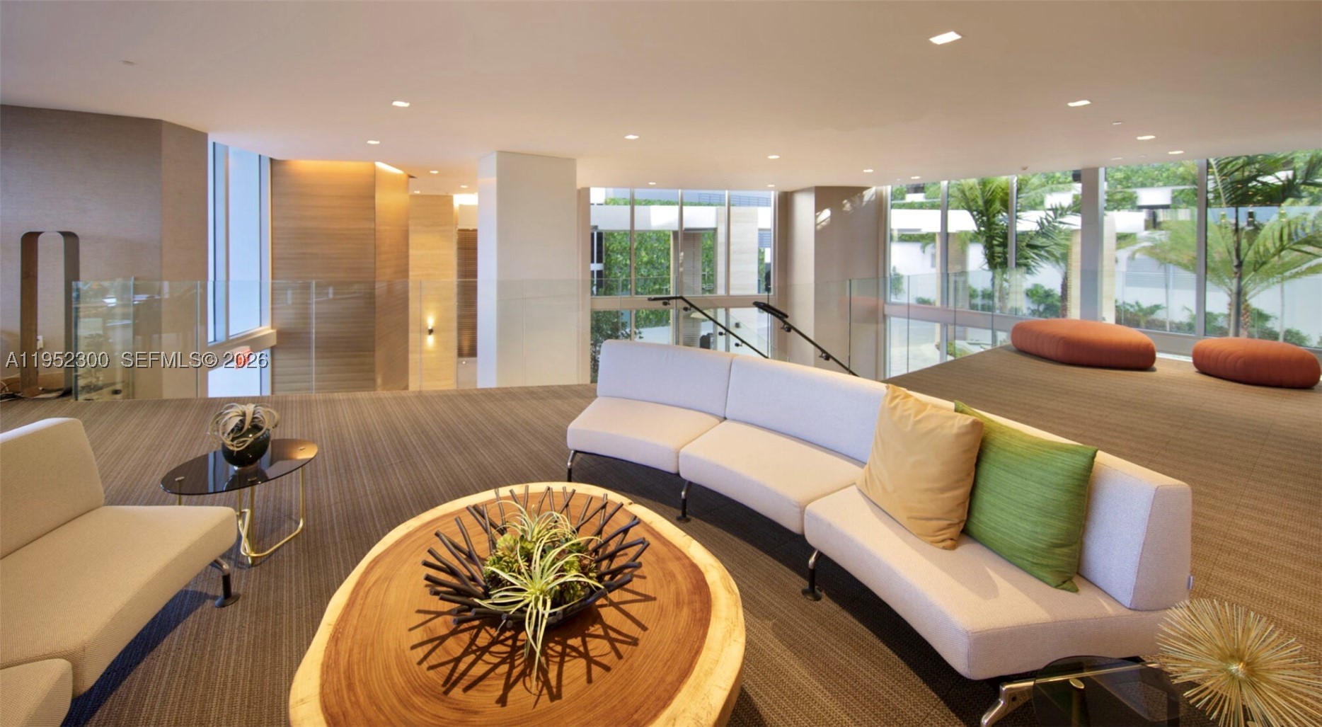 THE HARBOUR SOUTH CONDO - Residential