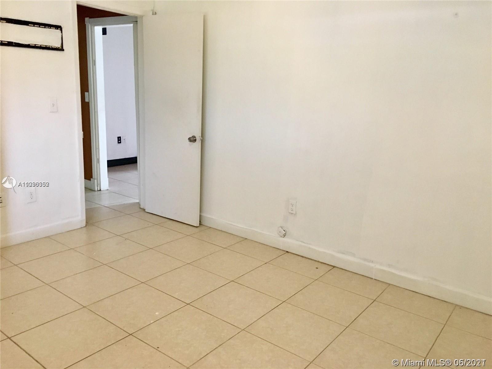 CASA-BISCAYNE CO-OP APTS - Residential Lease