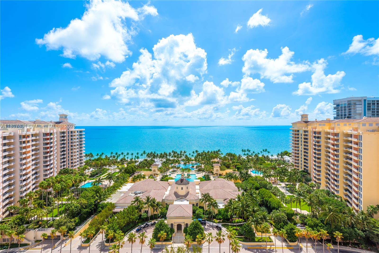 BEST UNIT ON THE ENTIRE OCEAN CLUB! Spectacular views to the east (sunrise) & west (sunset). Direct Ocean & Downtown Views! 3 bedrooms, each one with its own bathroom. Living room facing the ocean. Dining Room. Kitchen with dining area. Powder room. 2 terraces. Private foyer. The Ocean Club counts with the best amenities of Key Biscayne: Club House, Restaurant, 2 Pools (adults & kids), Beach Restaurant, Beach Service, SPA, Tennis Club, 24 hs Security, Valet Parking, and much more!