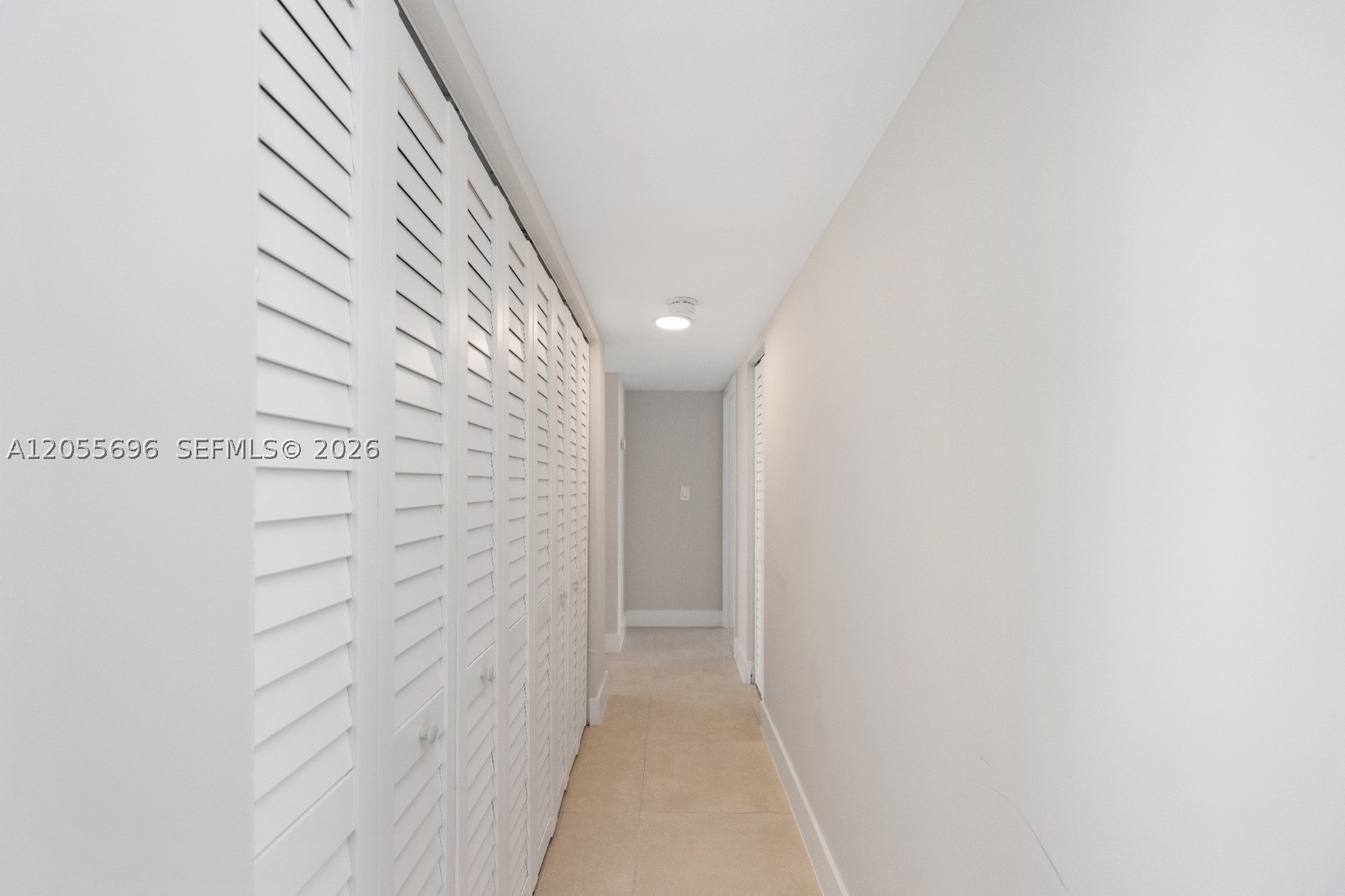 EL CONQUISTADOR SOUTH CON - Residential
