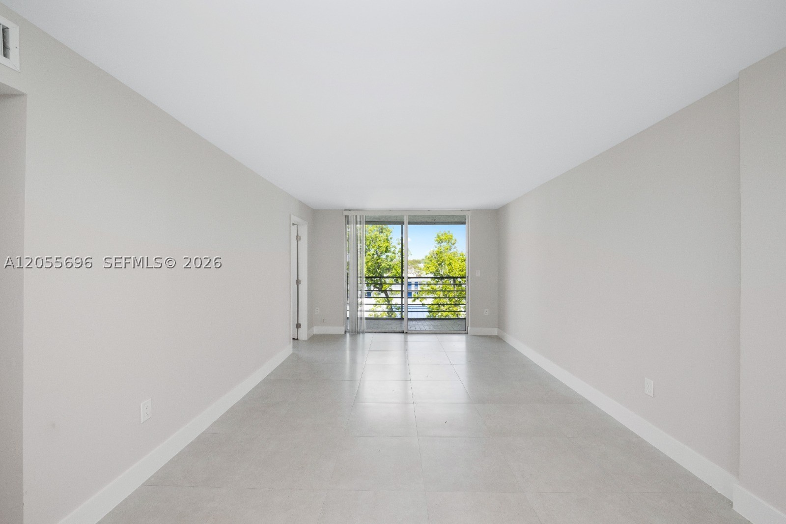 Welcome to El Conquistador in the heart of West Kendall. This well-maintained 2-bedroom, 2-bath condo is conveniently located near the Florida Turnpike and SW 88th Street, offering easy access to shopping, dining, schools, and major highways. Community amenities include two pools, fitness center, tennis and basketball courts, laundry facilities, and on-site management. The building has completed its 40-year recertification and recent improvements. Monthly maintenance fee of $591.27  plus special assesment of $225.60. No rental restrictions. No pets or commercial vehicles allowed. Buyer’s agent is  encouraged to verify all information with the Condo Association.