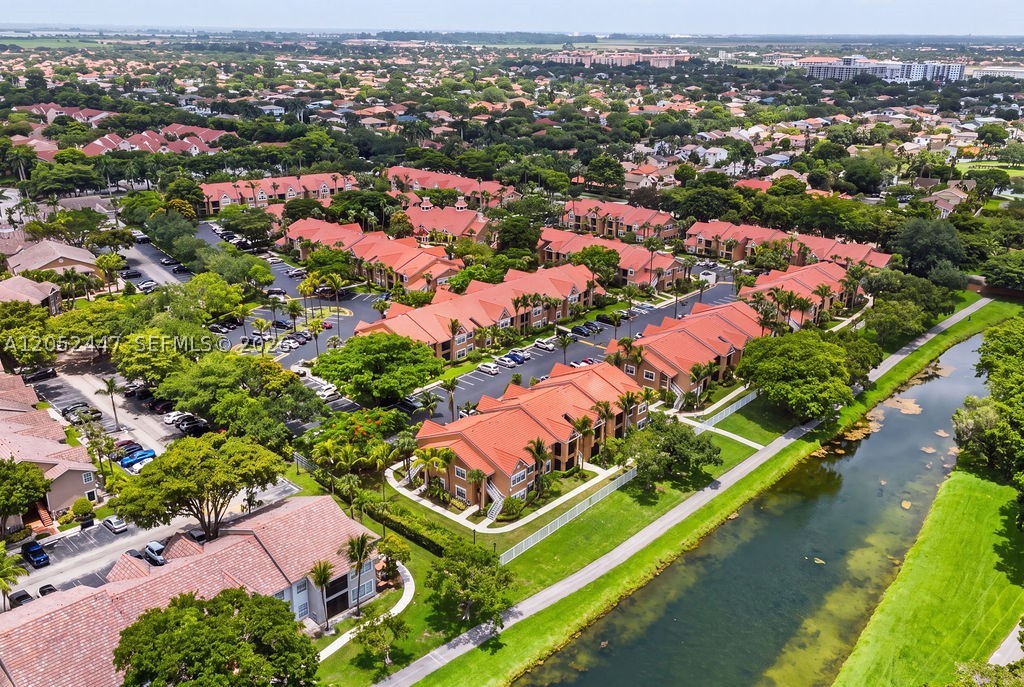 BISCAYNE BEACH CLUB CONDO - Residential Lease