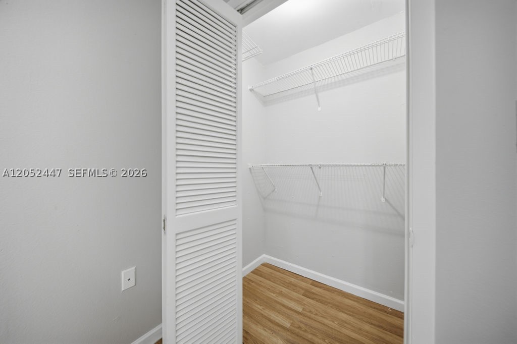 BISCAYNE BEACH CLUB CONDO - Residential Lease