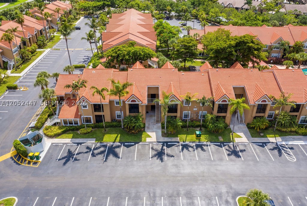 BISCAYNE BEACH CLUB CONDO - Residential Lease