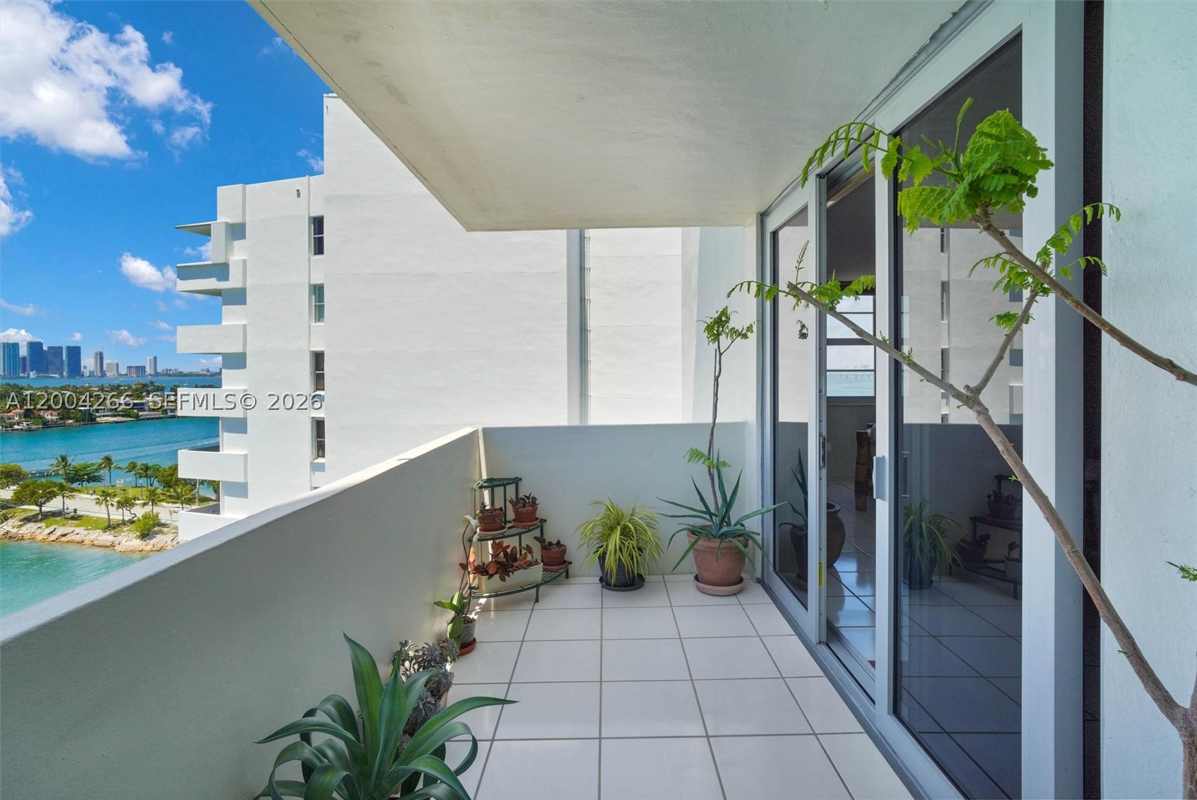 ISLAND TERRACE CONDO - Residential