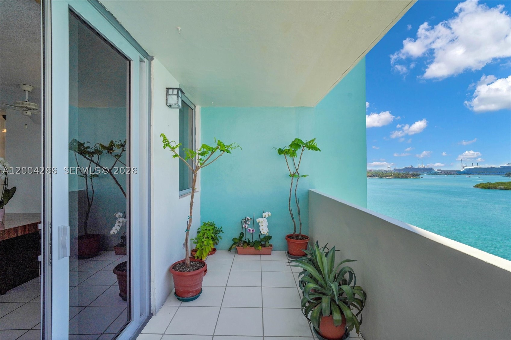 ISLAND TERRACE CONDO - Residential