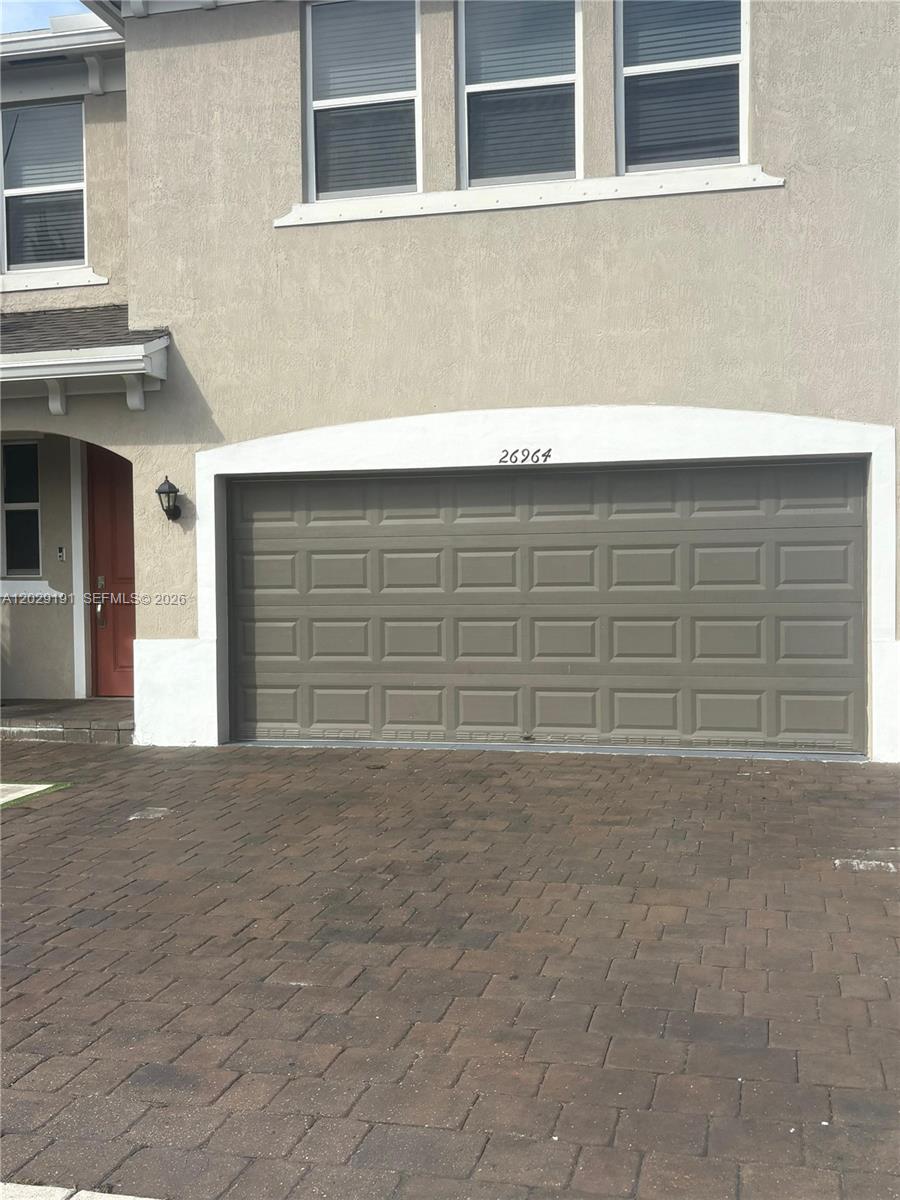 LUCKY START AT SUNRISE ES - Residential Lease