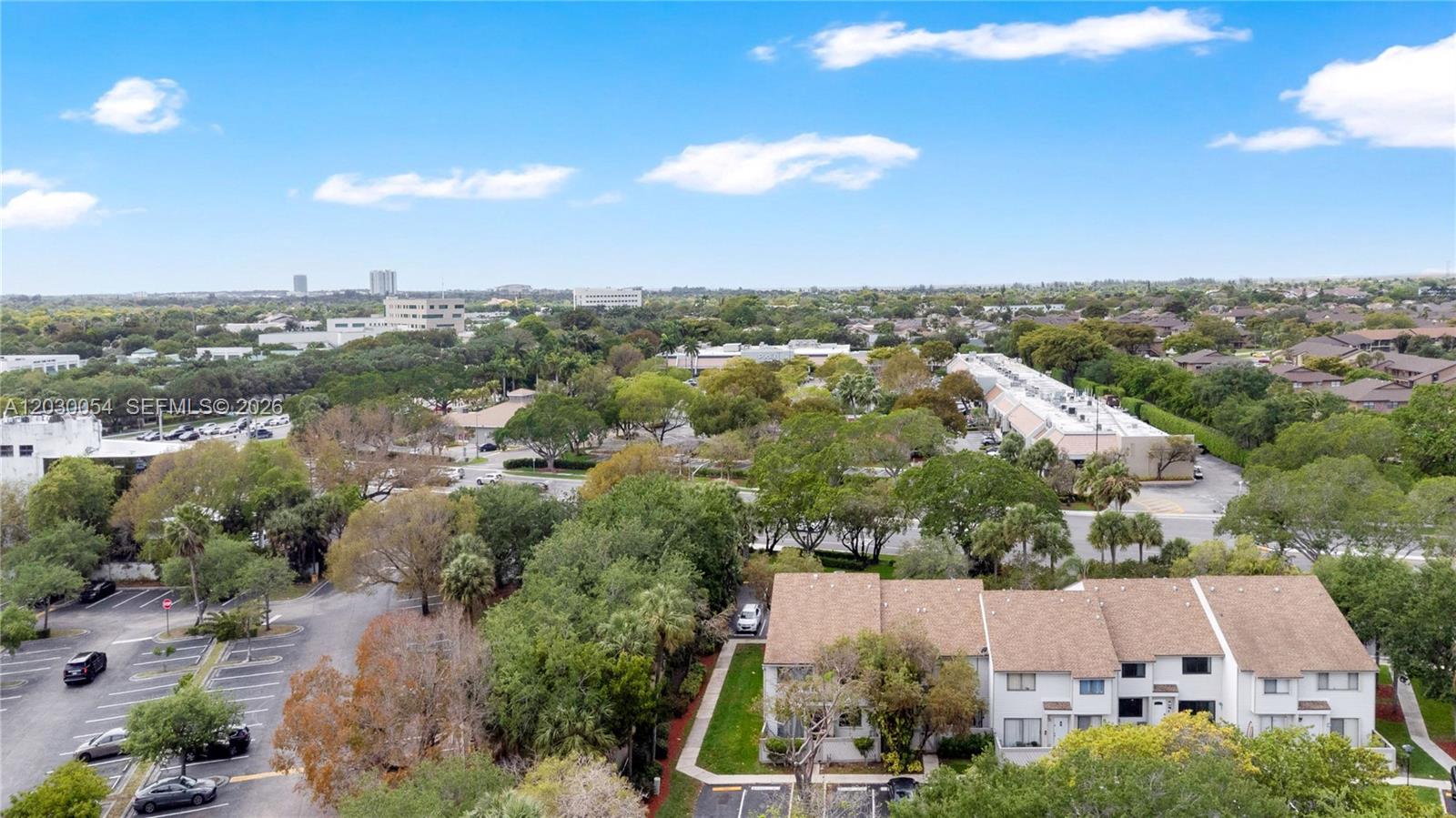 NOB HILL AT WELLEBY CONDO - Residential Lease