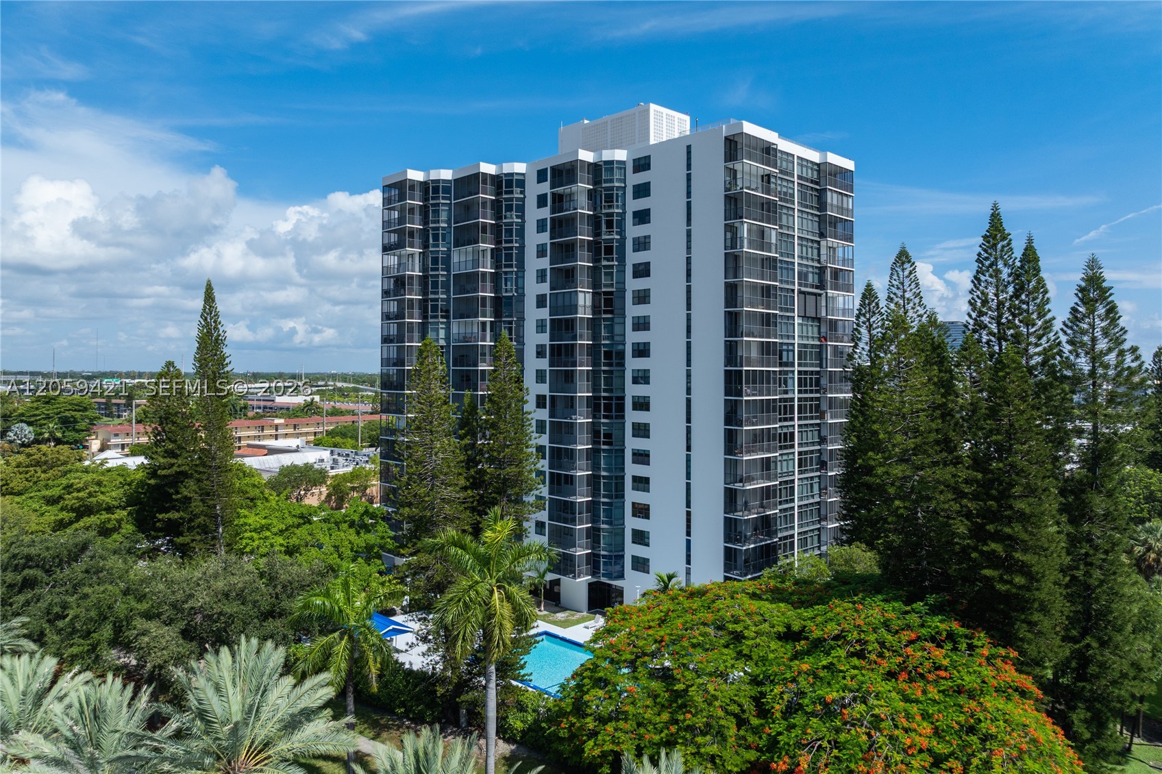 BONAVIDA CONDO - Residential