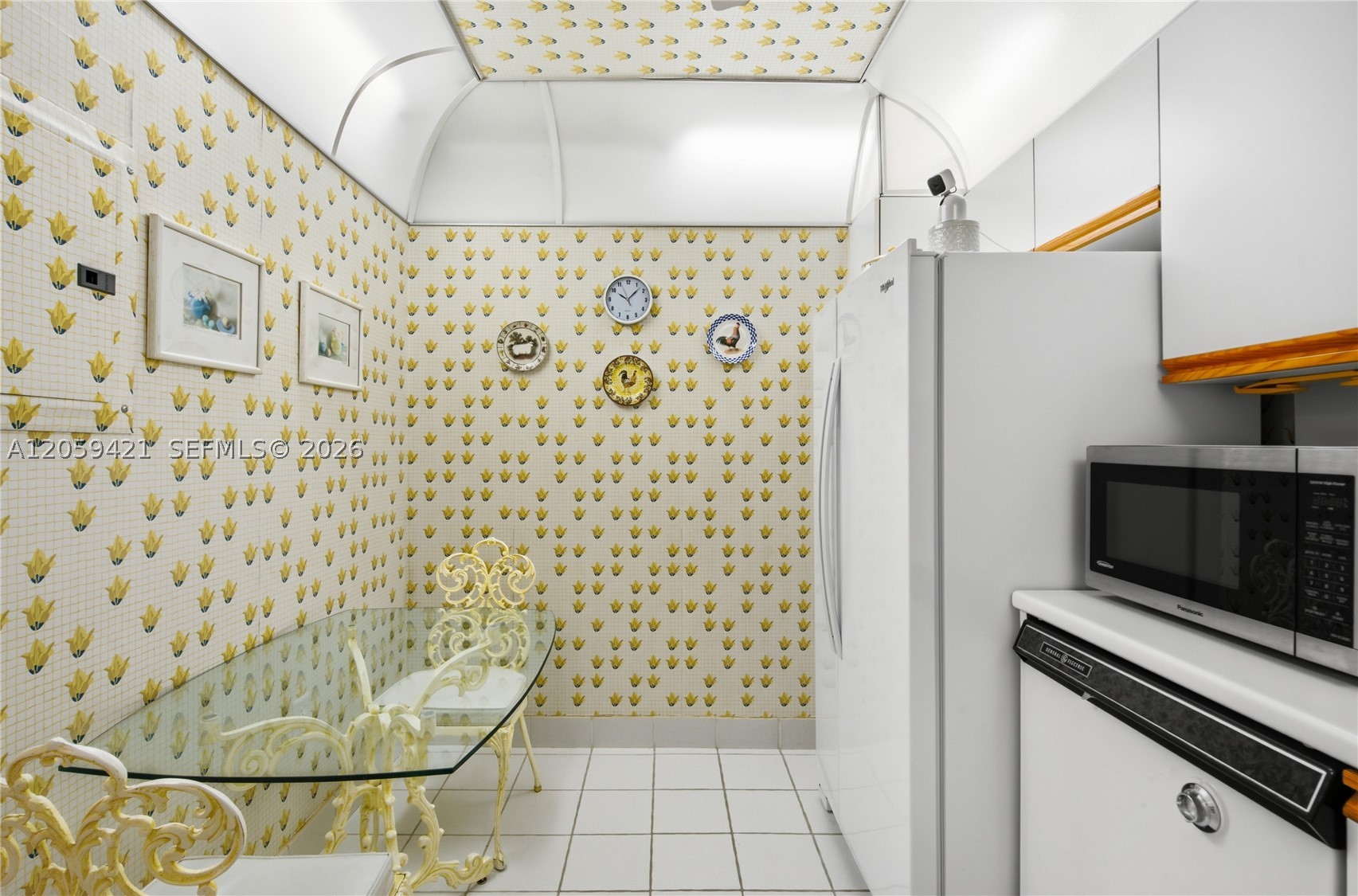 BONAVIDA CONDO - Residential