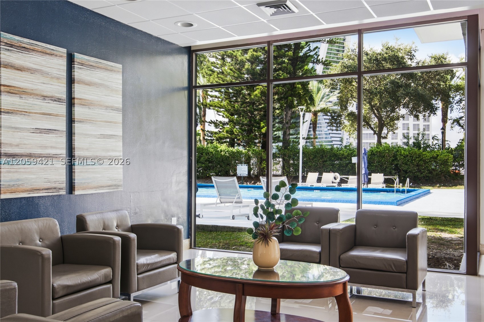 BONAVIDA CONDO - Residential