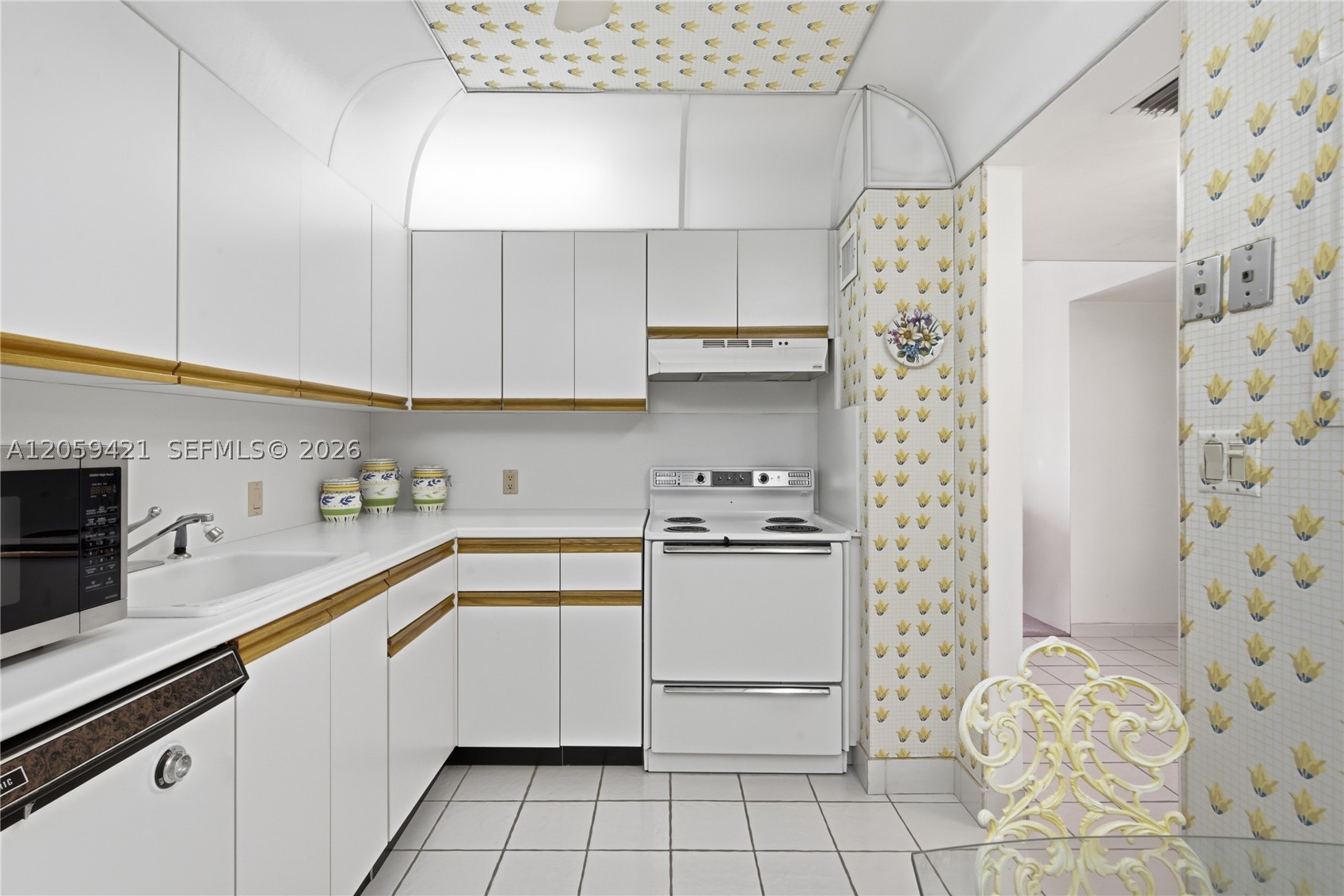 BONAVIDA CONDO - Residential
