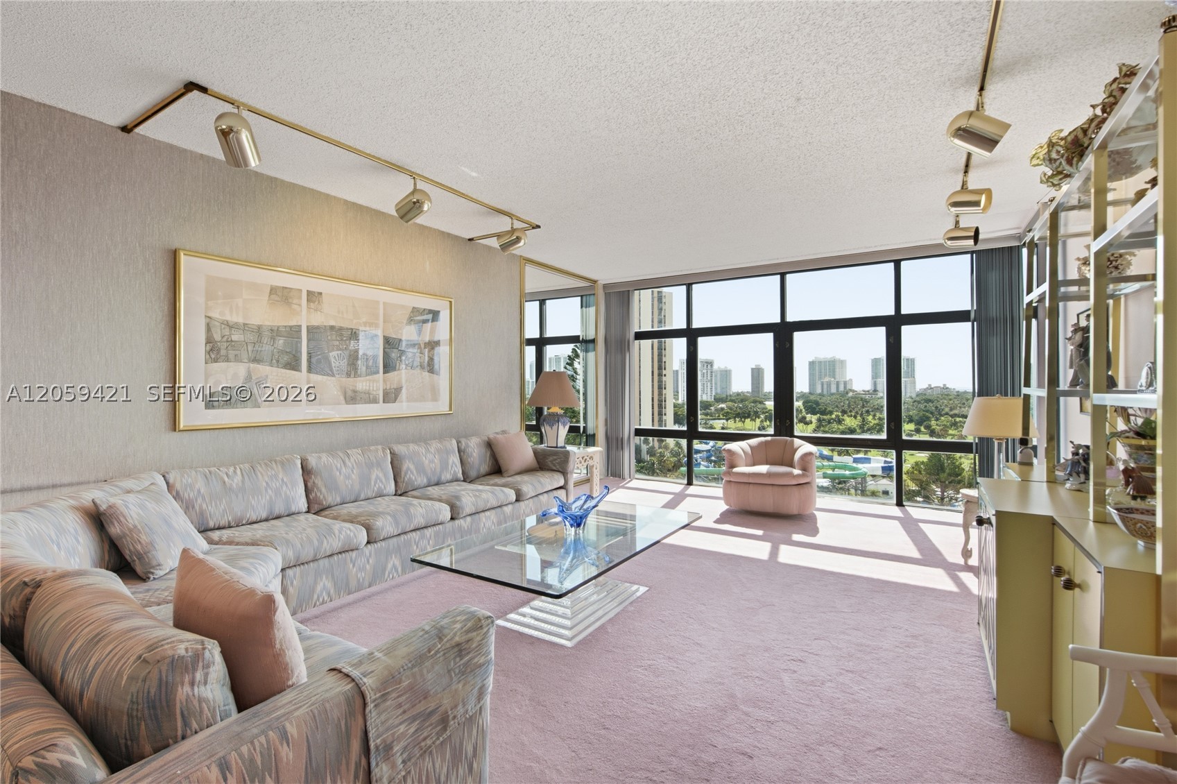 BONAVIDA CONDO - Residential