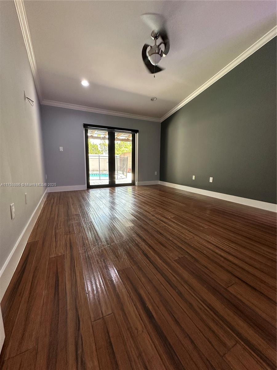 LAKES ON THE GREEN GLYNN - Residential Lease