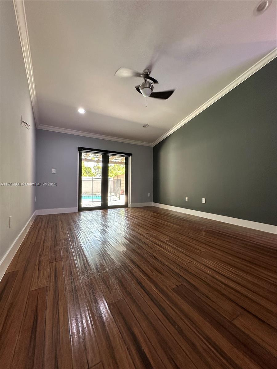 LAKES ON THE GREEN GLYNN - Residential Lease