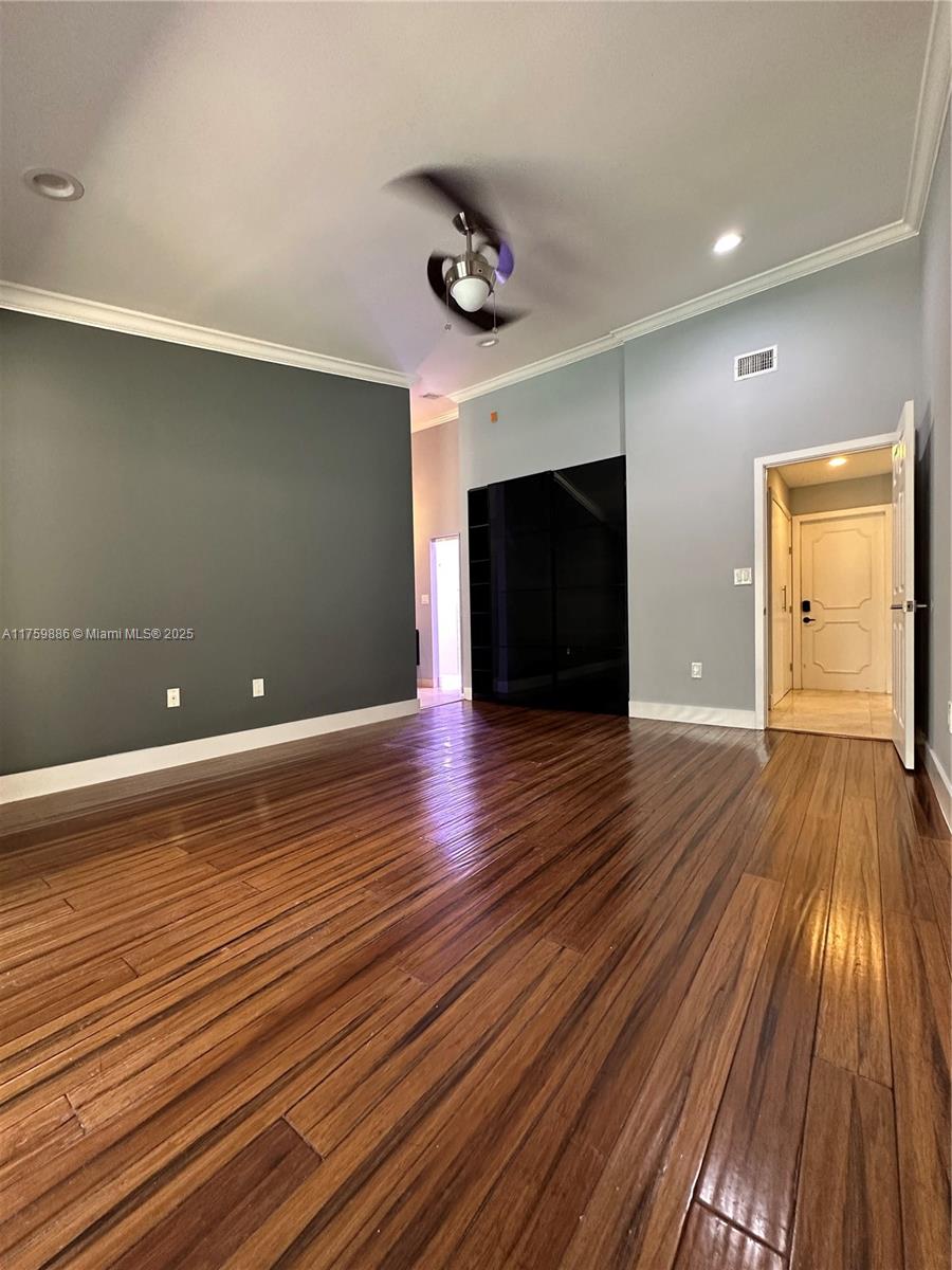 LAKES ON THE GREEN GLYNN - Residential Lease