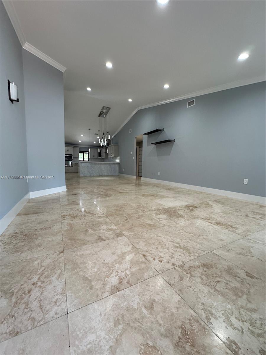 LAKES ON THE GREEN GLYNN - Residential Lease