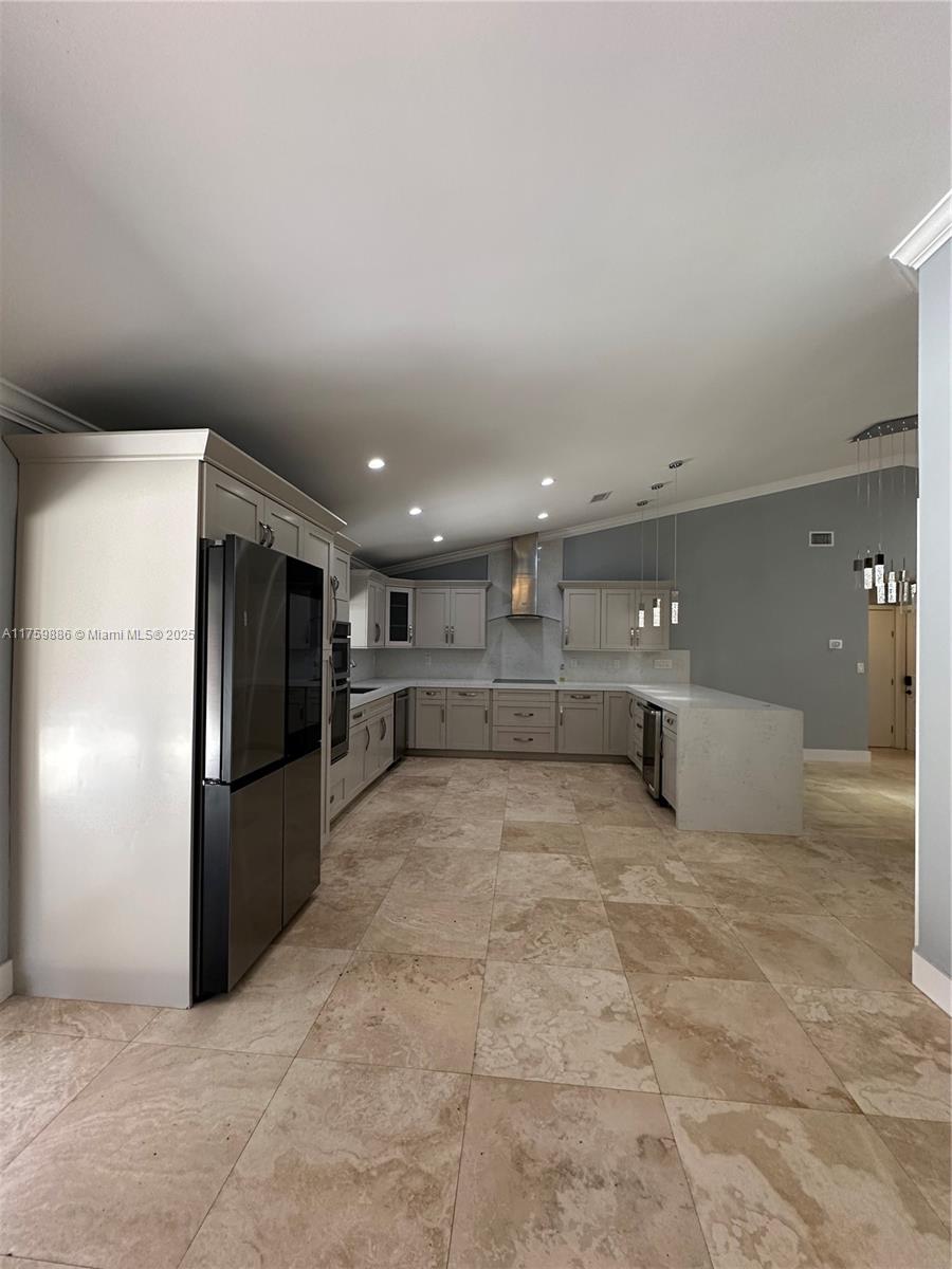 LAKES ON THE GREEN GLYNN - Residential Lease