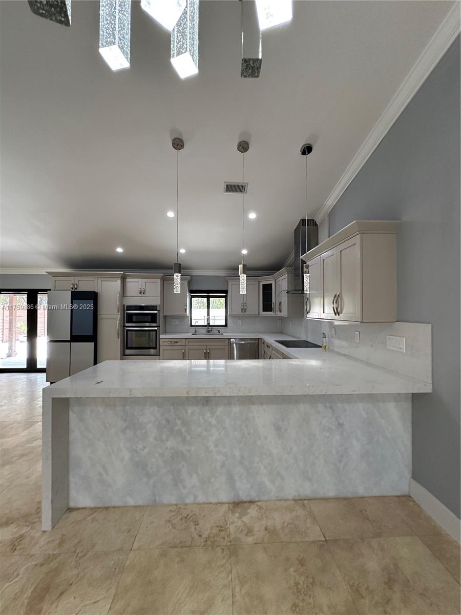 LAKES ON THE GREEN GLYNN - Residential Lease