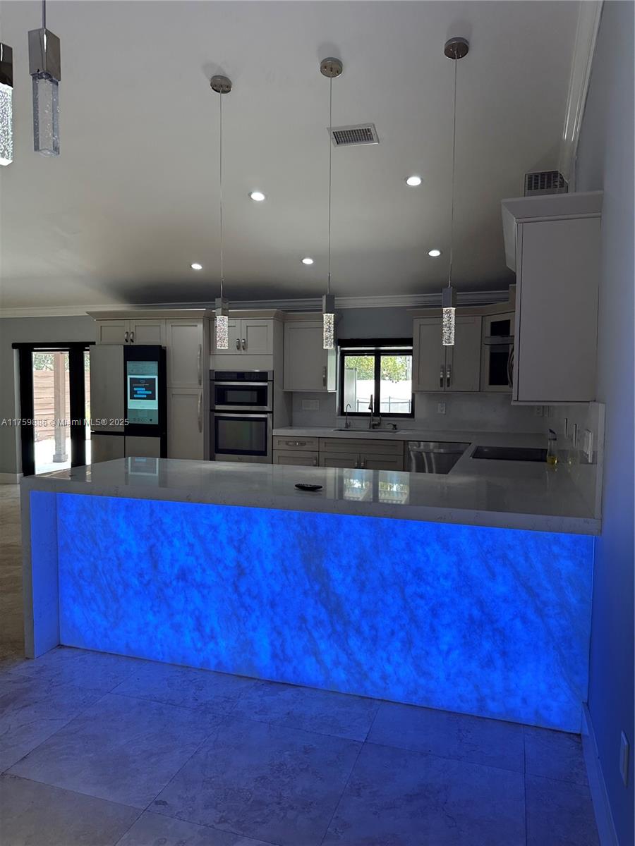 LAKES ON THE GREEN GLYNN - Residential Lease