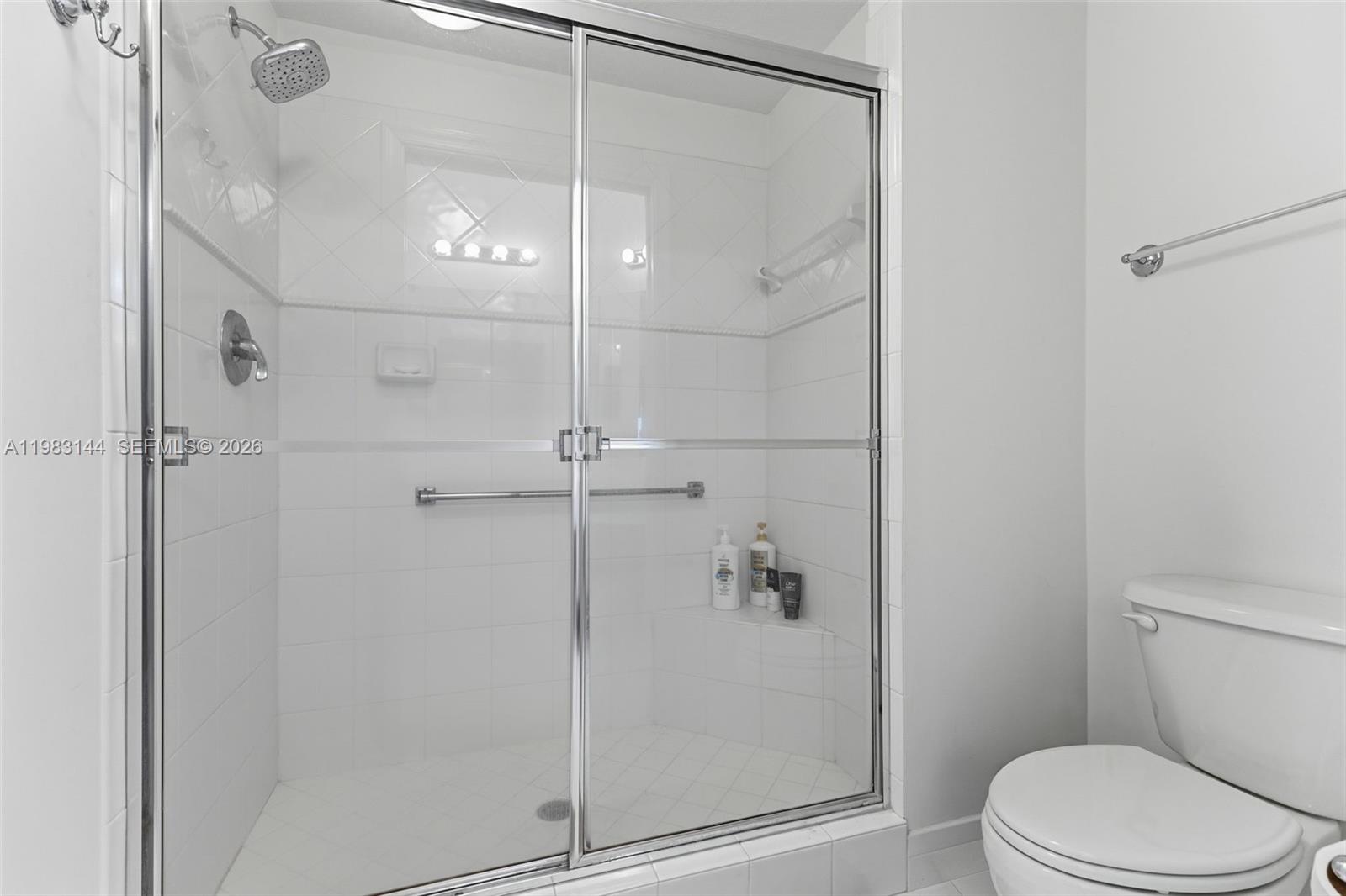 YARDLEY CONDOMINIUM E - Residential