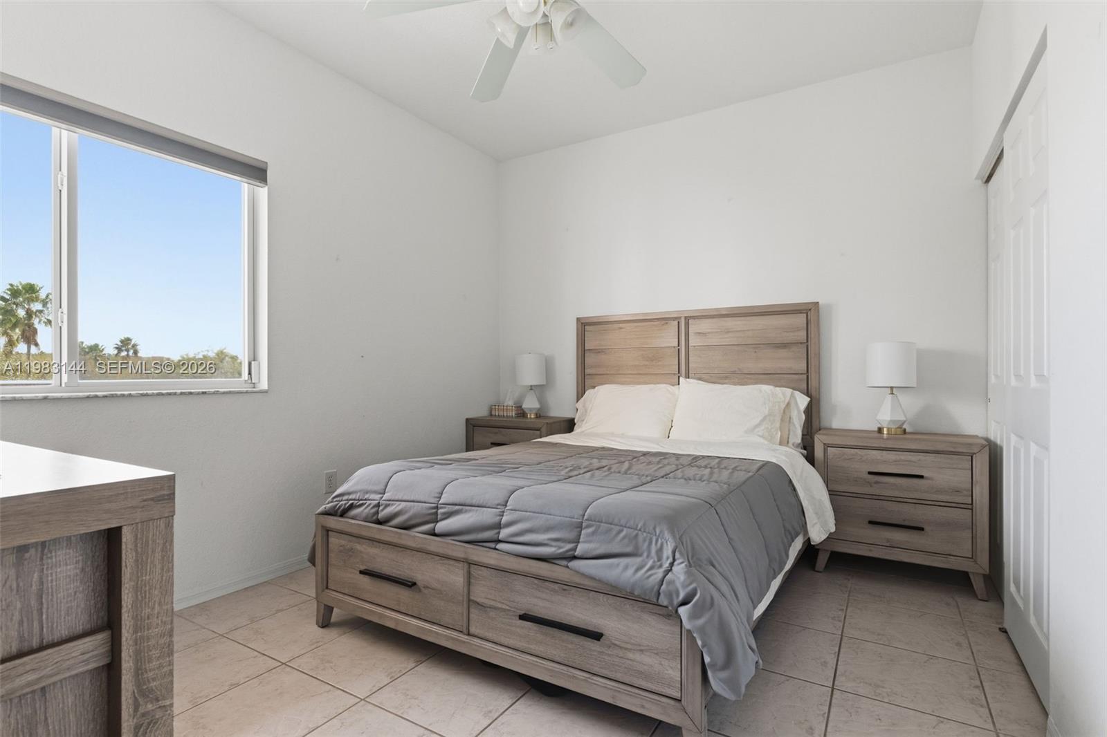 YARDLEY CONDOMINIUM E - Residential