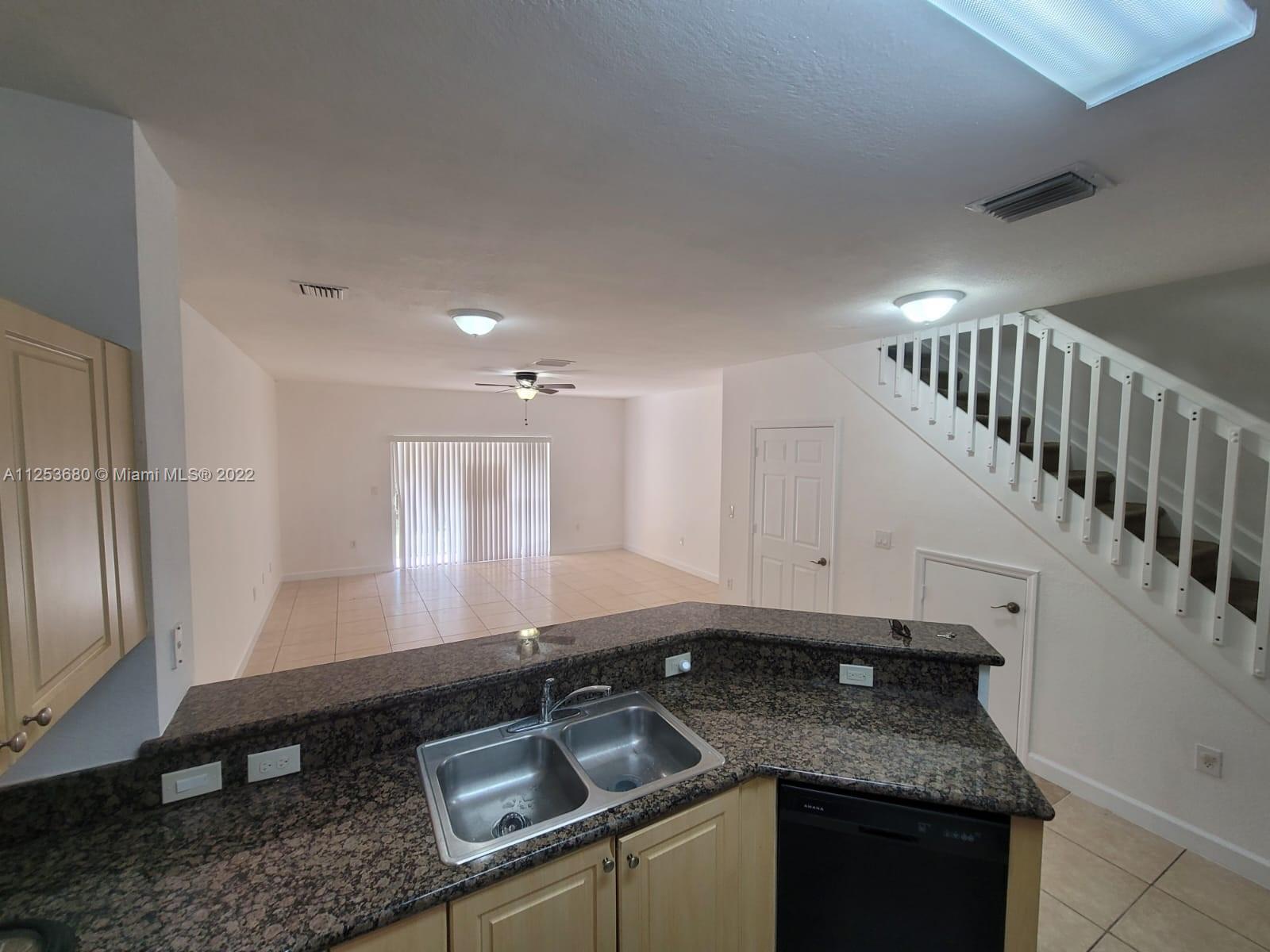 UNITED HOMES AT BELLA VIS - Residential Lease