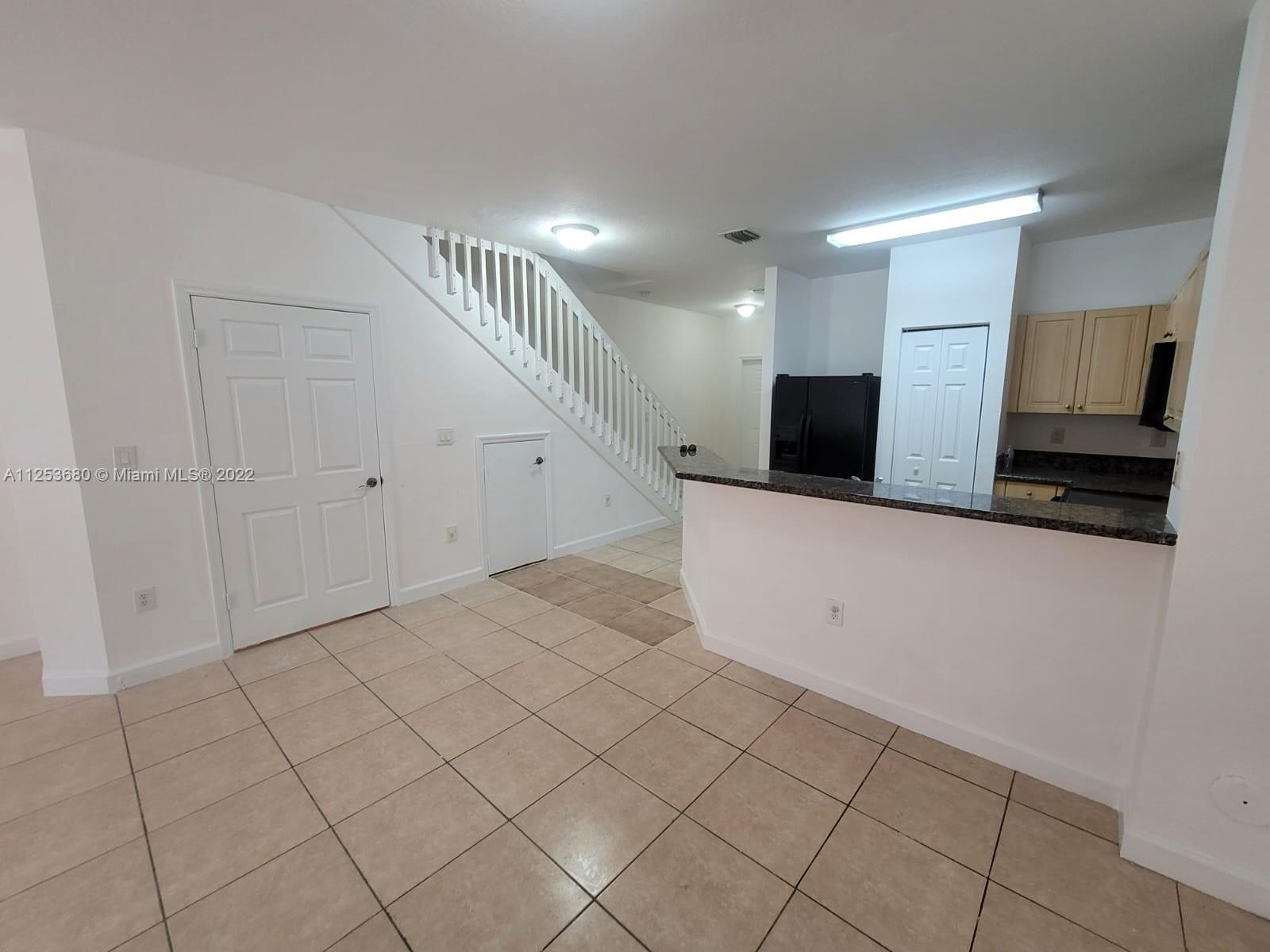 UNITED HOMES AT BELLA VIS - Residential Lease