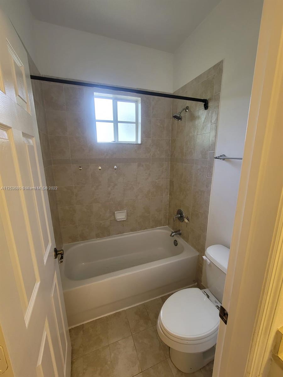 UNITED HOMES AT BELLA VIS - Residential Lease