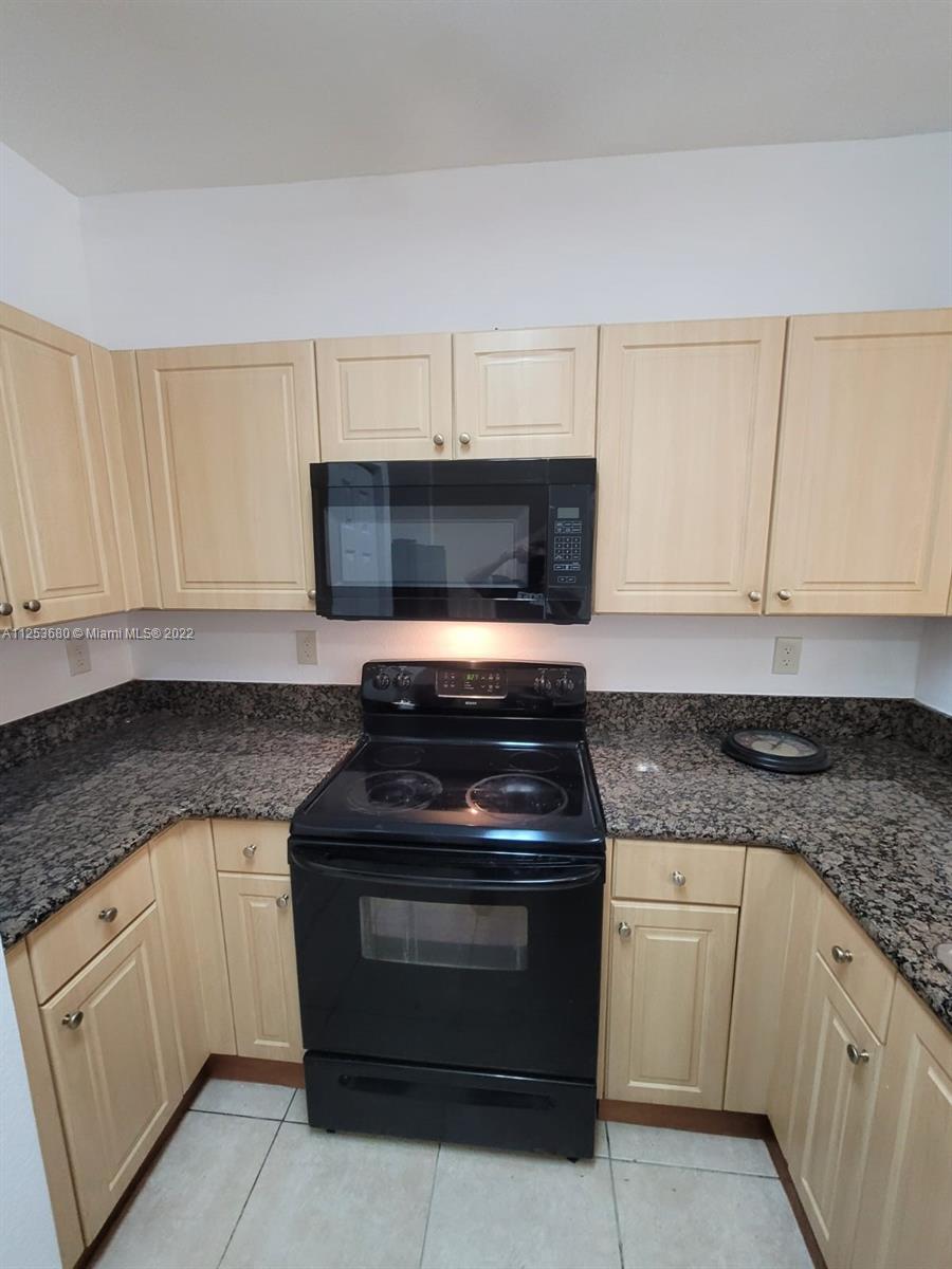 UNITED HOMES AT BELLA VIS - Residential Lease