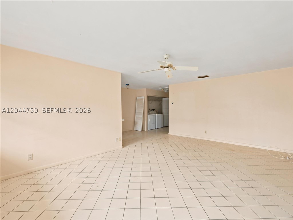 HALLANDALE PARK - Residential Income