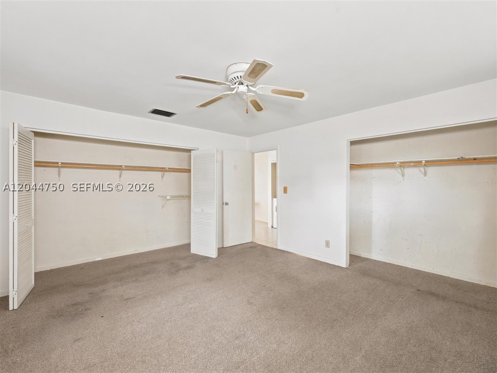 HALLANDALE PARK - Residential Income