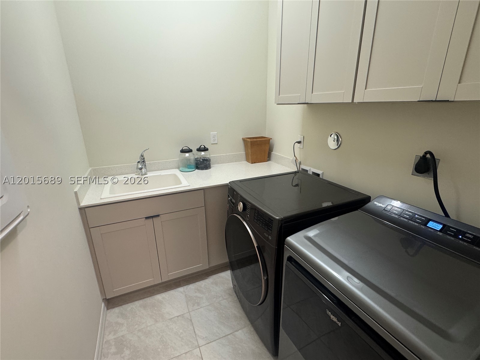 OAK TREE PROPERTY REDEVEL - Residential