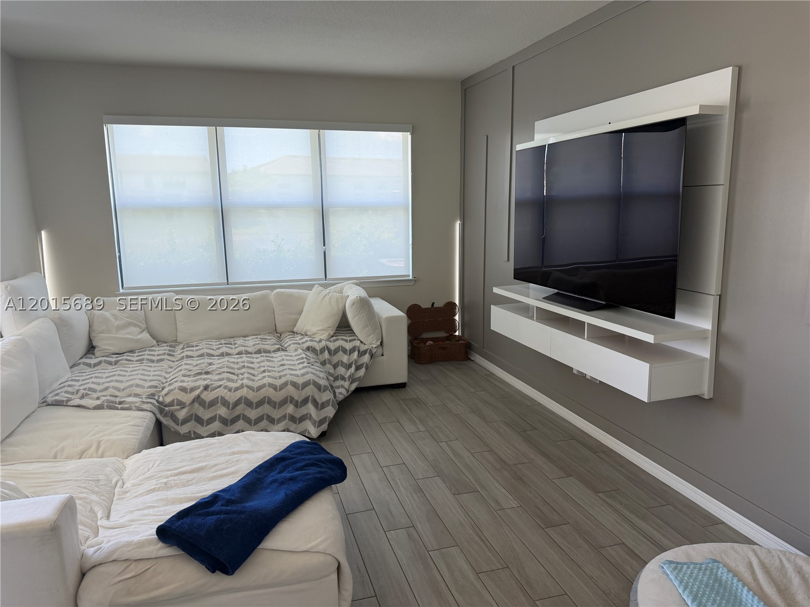 OAK TREE PROPERTY REDEVEL - Residential