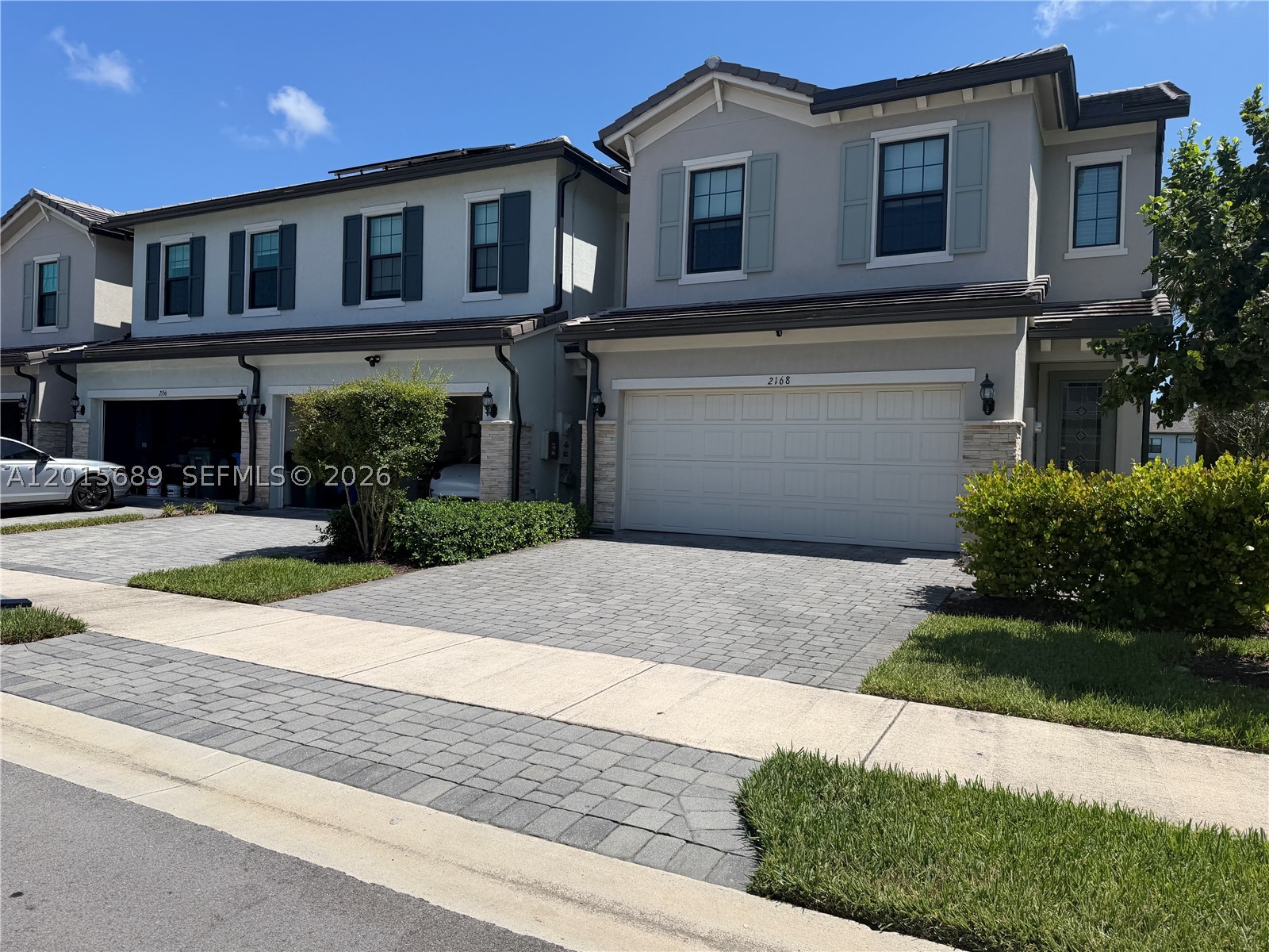 OAK TREE PROPERTY REDEVEL - Residential