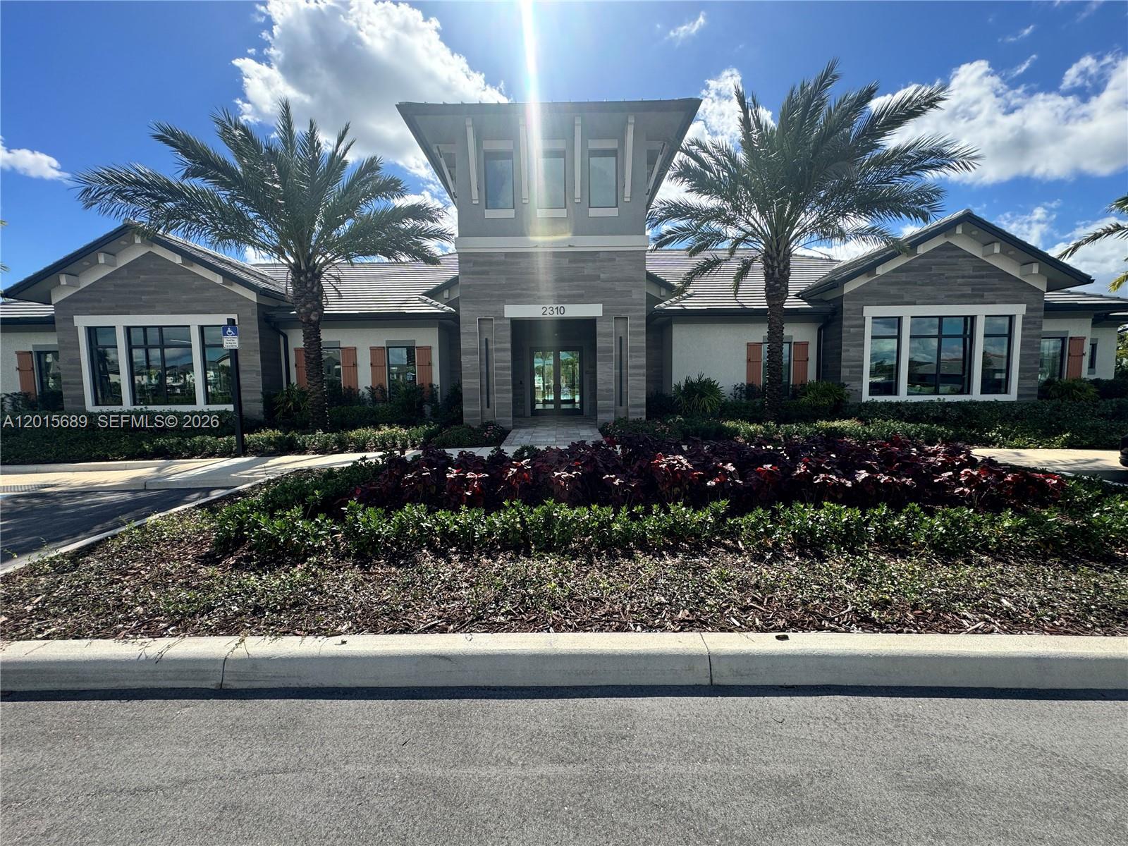OAK TREE PROPERTY REDEVEL - Residential