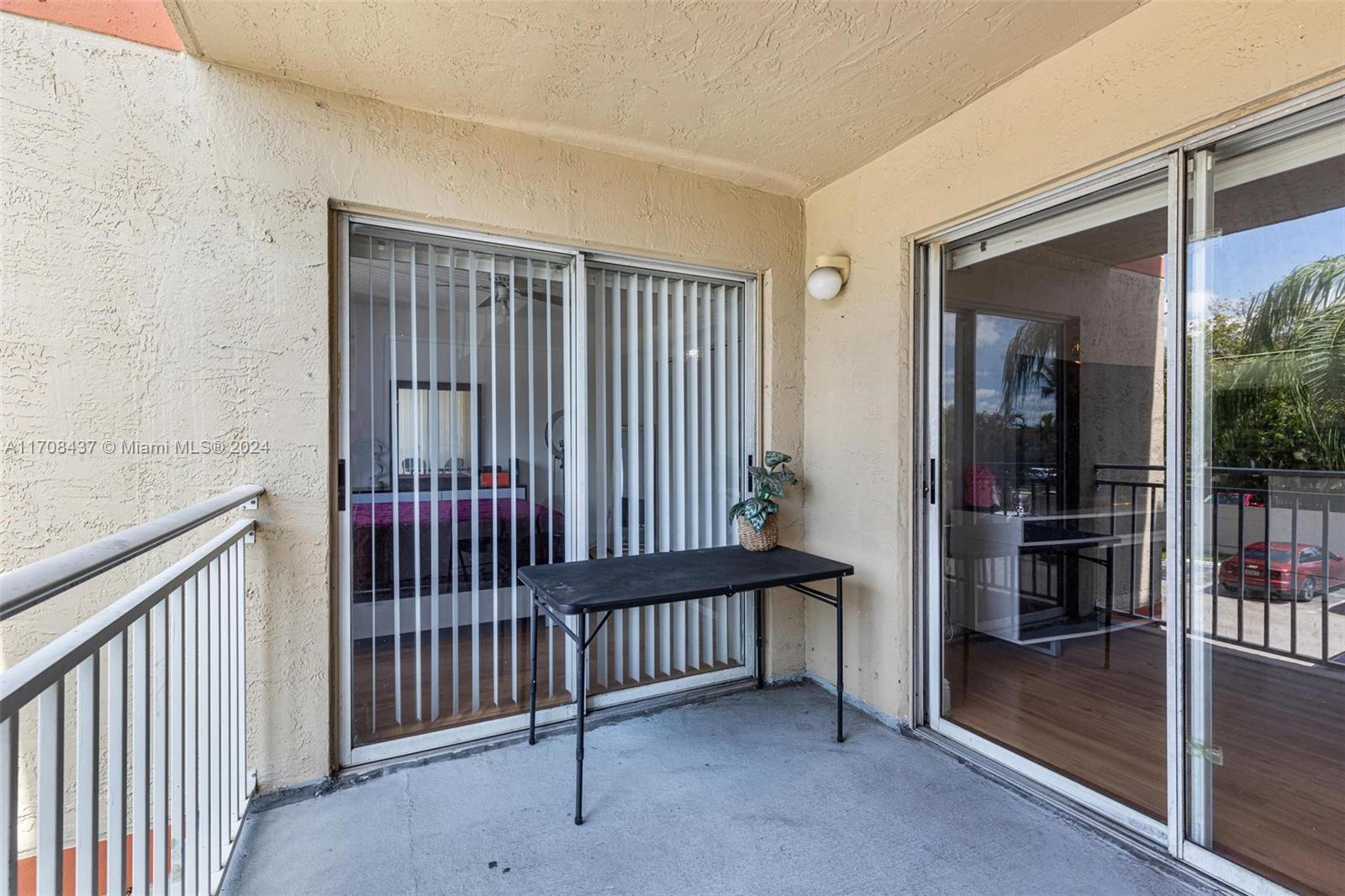 VILLA RUSTICA I CONDO - Residential Lease