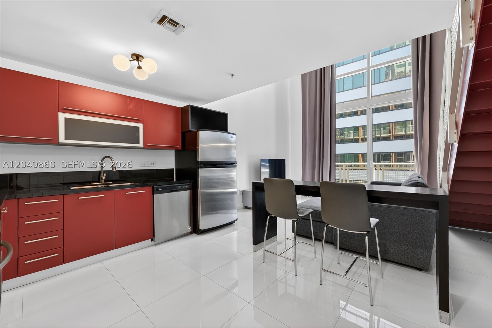 VIZCAYNE SOUTH CONDO - Residential