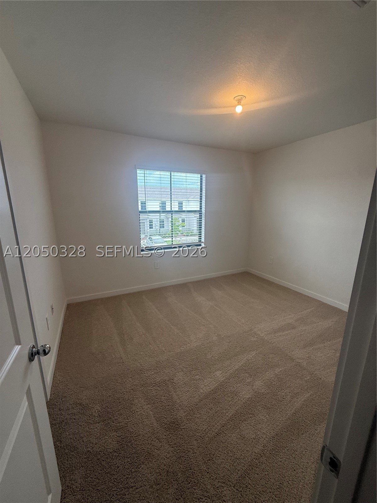 MIAMI LAND AND DEVELOPMEN - Residential Lease